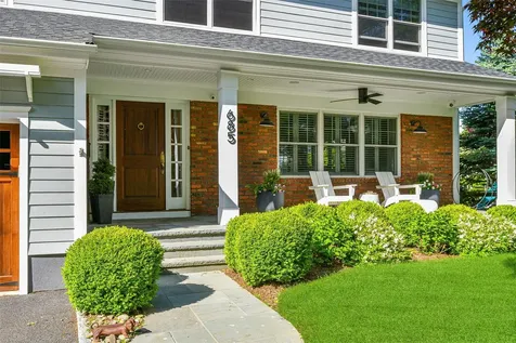 685 Barrymore Lane Mamaroneck NY 10543