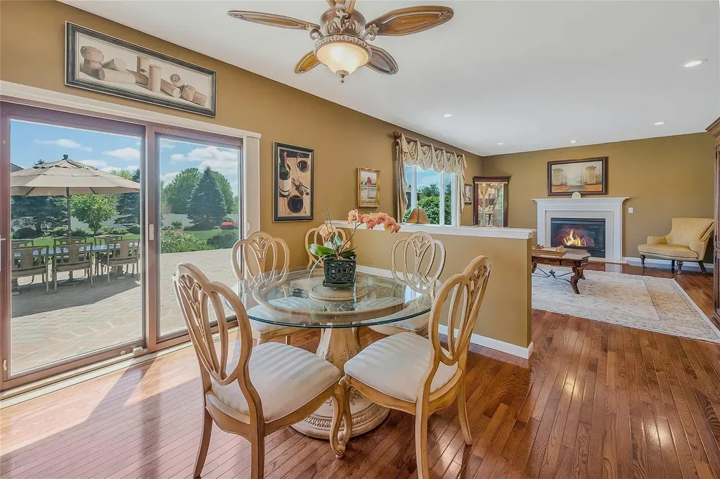 2 Upton Court Shoreham NY 11786