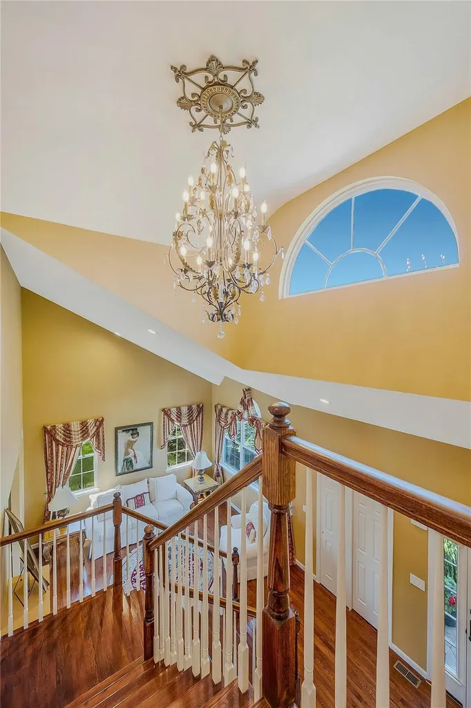 2 Upton Court Shoreham NY 11786