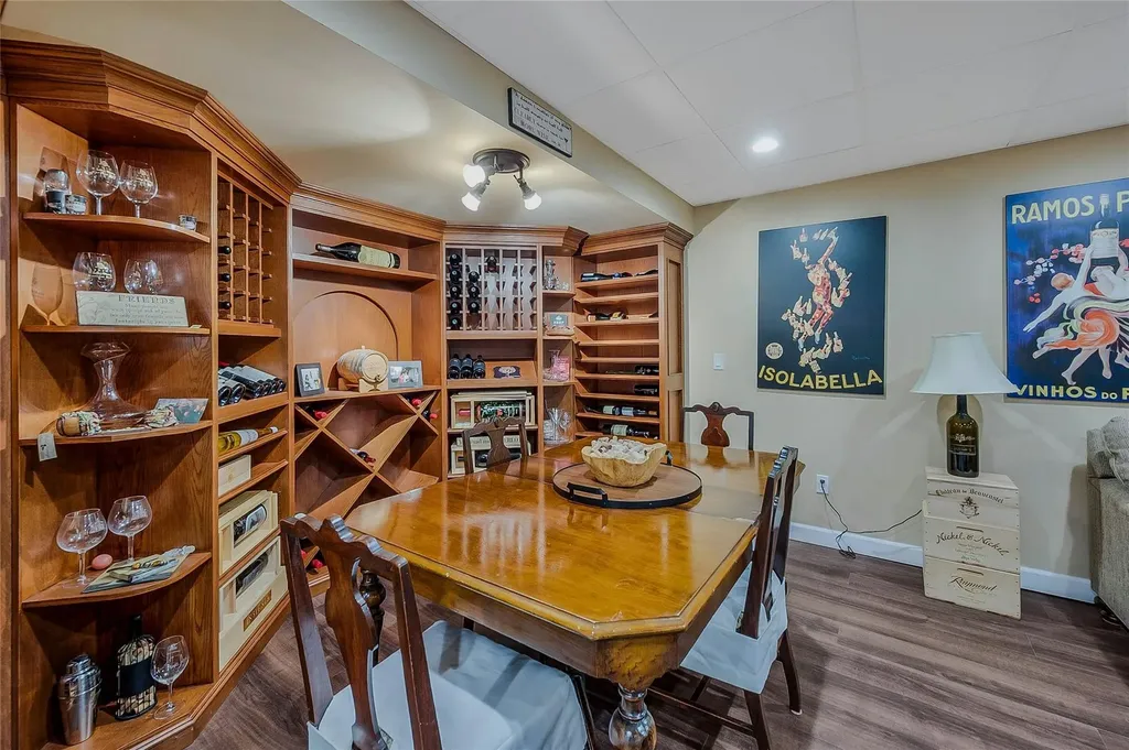 2 Upton Court Shoreham NY 11786