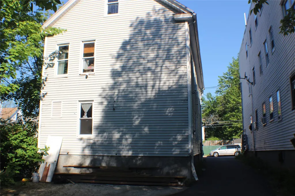 164 Winnikee Avenue Poughkeepsie NY 12601