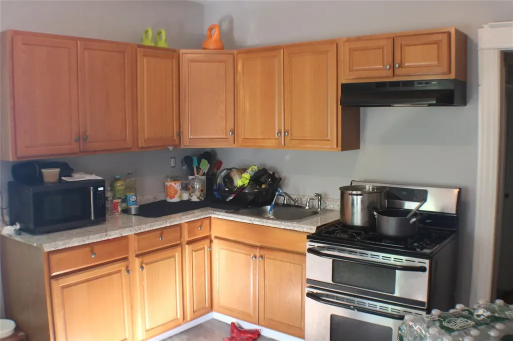 164 Winnikee Avenue Poughkeepsie NY 12601