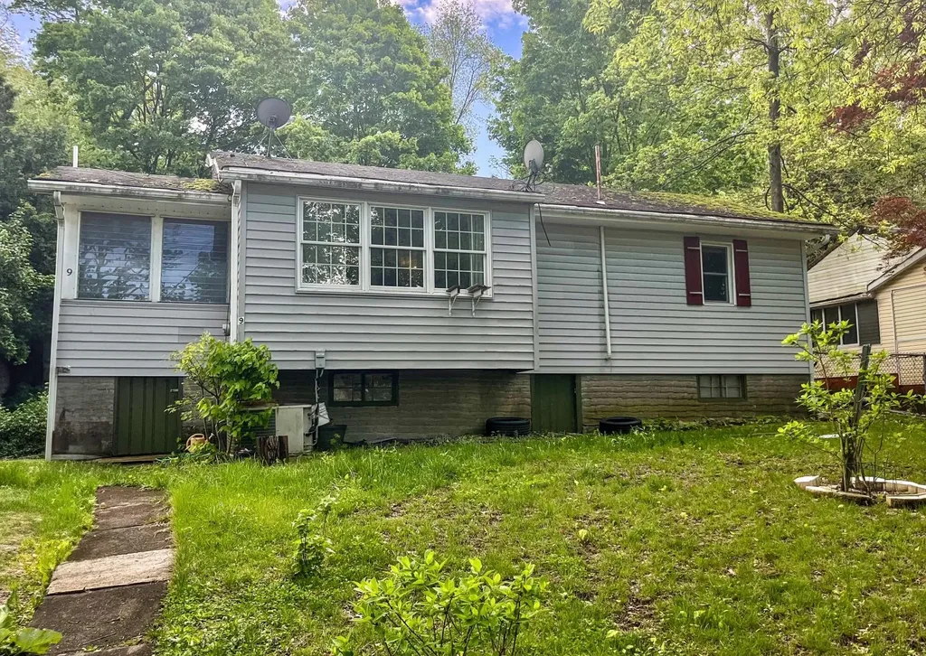 9 Laurel Trail Monroe NY 10950