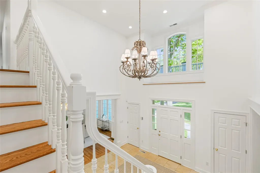36 Hunt Place Rye NY 10580