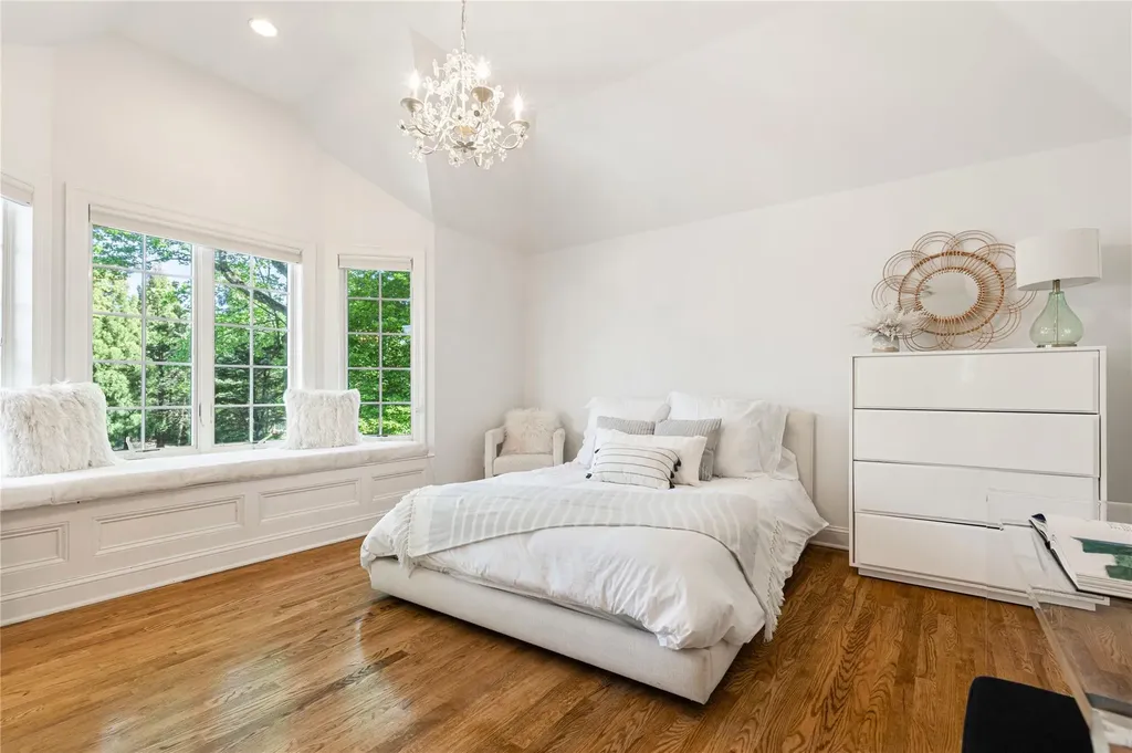 36 Hunt Place Rye NY 10580