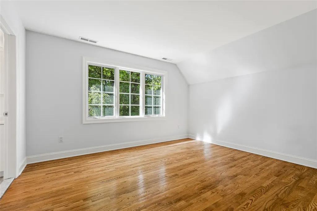 36 Hunt Place Rye NY 10580