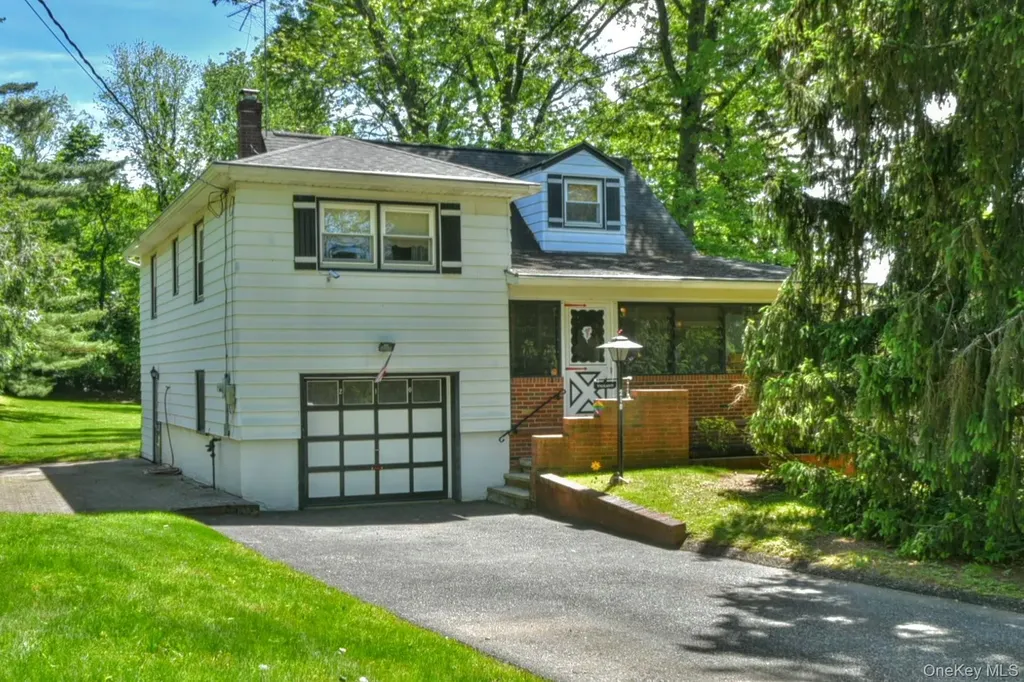 210 Rockland Road Pearl River NY 10965