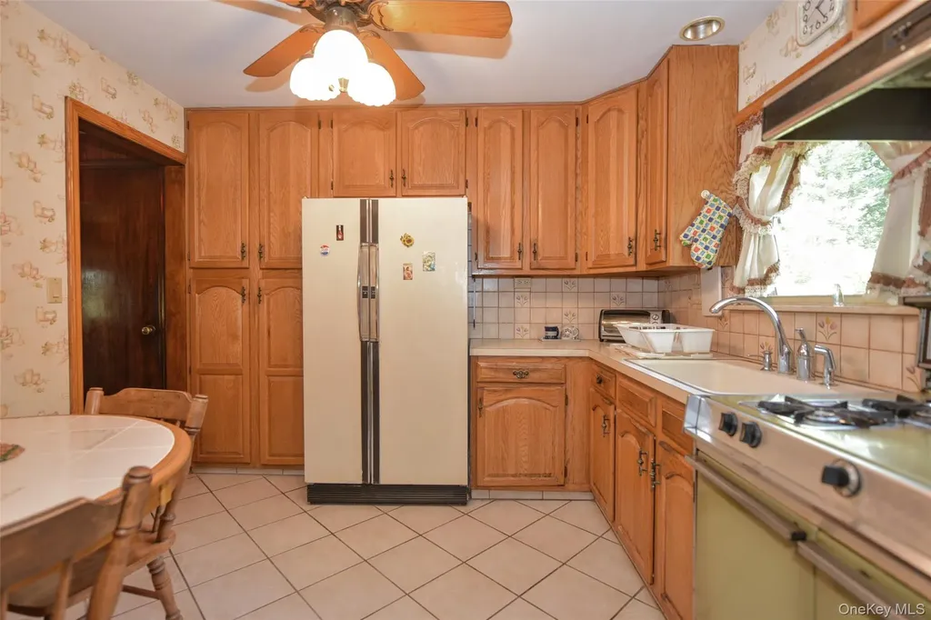 210 Rockland Road Pearl River NY 10965