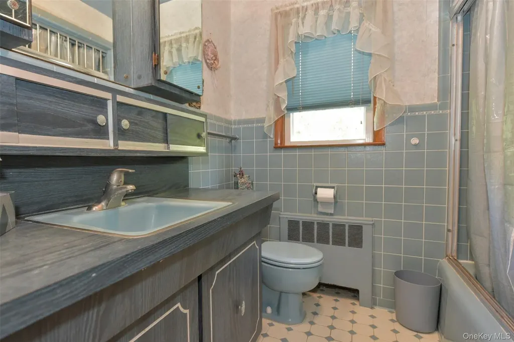 210 Rockland Road Pearl River NY 10965