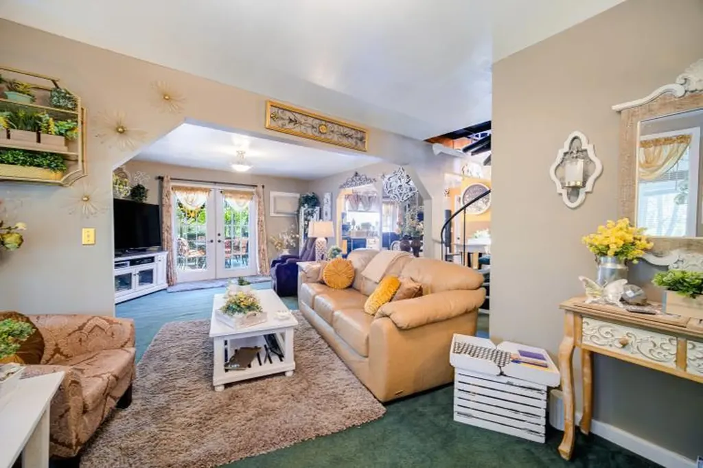 559 Noxon Road Poughkeepsie NY 12603