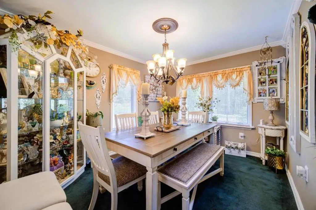 559 Noxon Road Poughkeepsie NY 12603