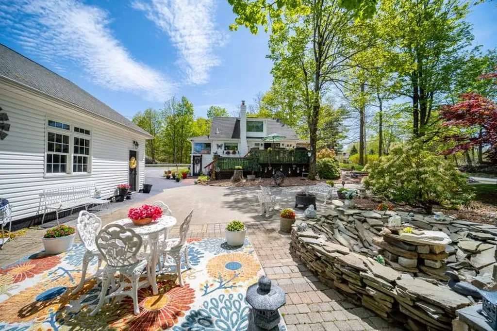 559 Noxon Road Poughkeepsie NY 12603