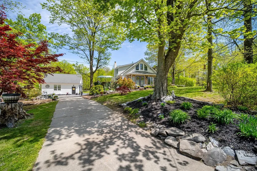559 Noxon Road Poughkeepsie NY 12603