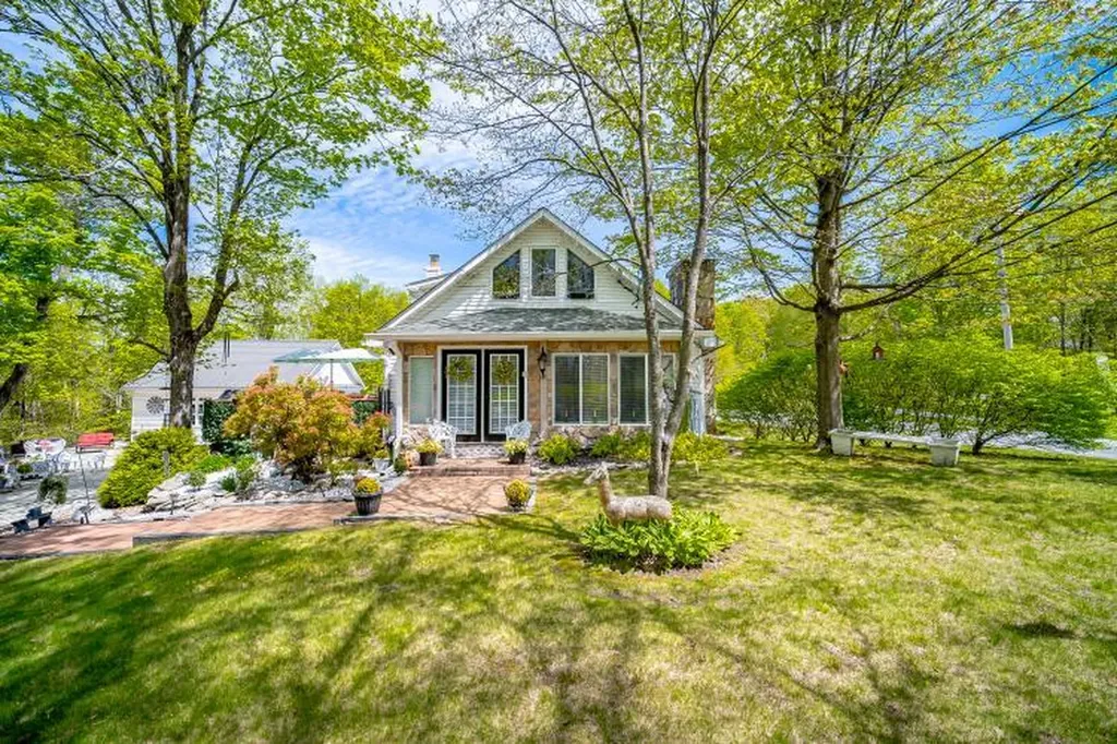 559 Noxon Road Poughkeepsie NY 12603