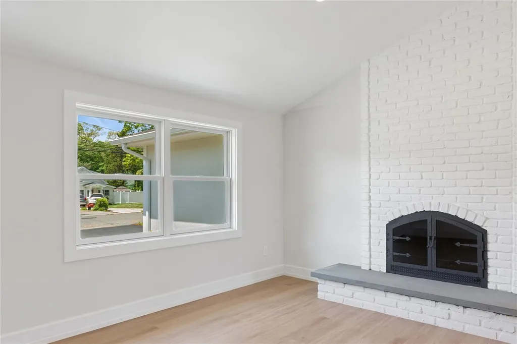 59 Smithtown Polk Boulevard Centereach NY 11720