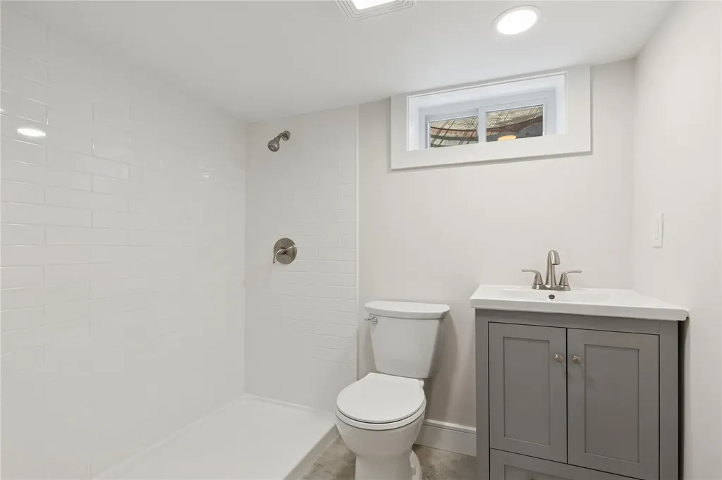 59 Smithtown Polk Boulevard Centereach NY 11720