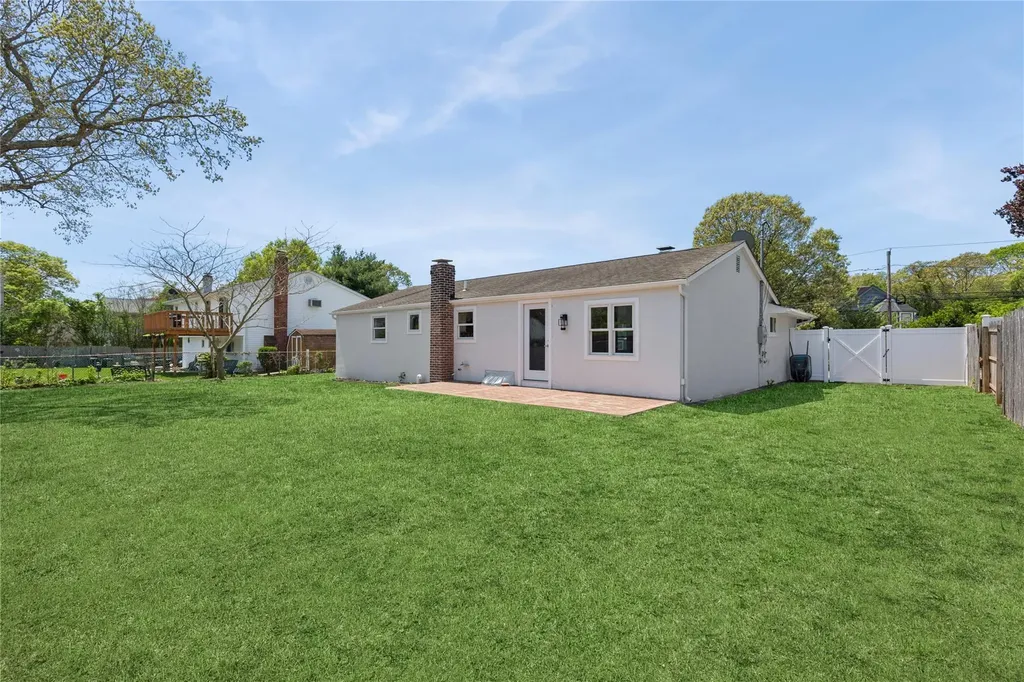 59 Smithtown Polk Boulevard Centereach NY 11720