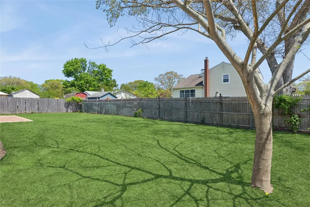 59 Smithtown Polk Boulevard Centereach NY 11720