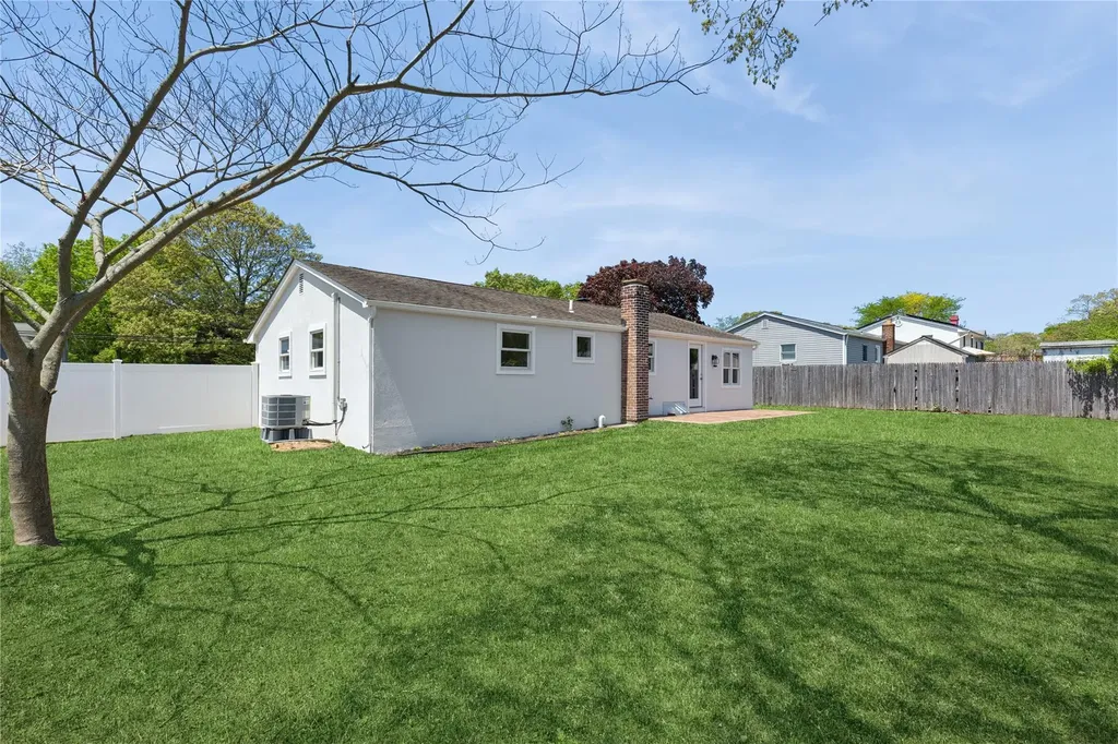 59 Smithtown Polk Boulevard Centereach NY 11720