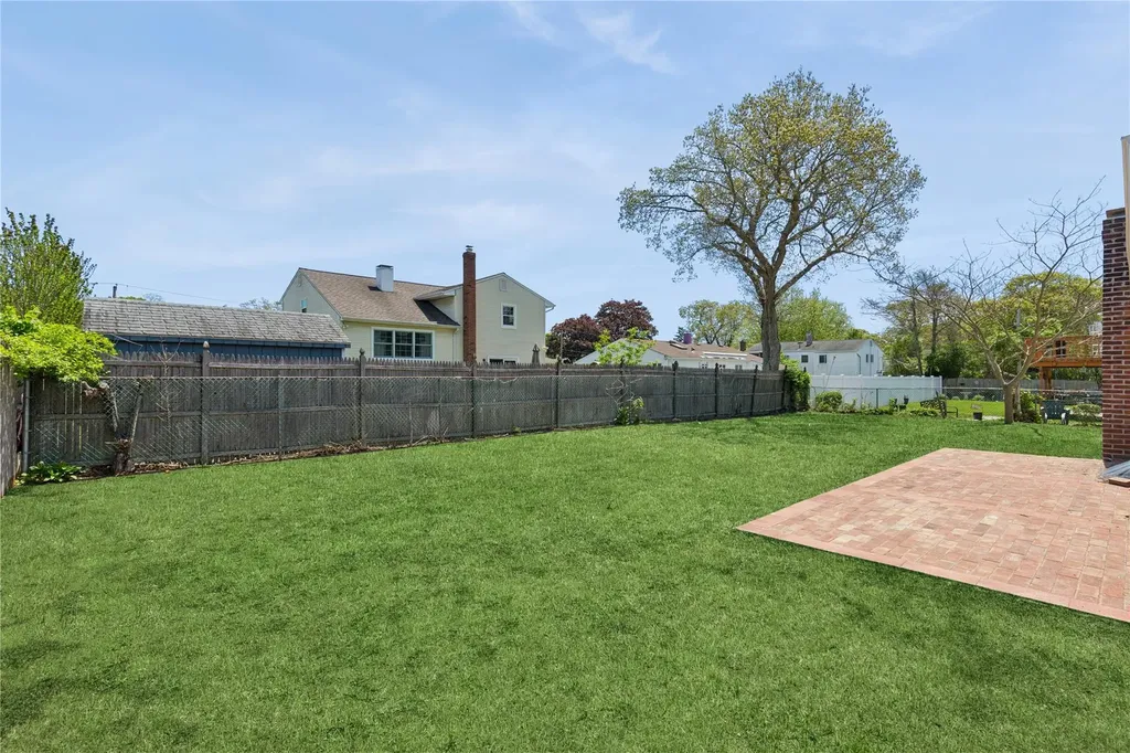59 Smithtown Polk Boulevard Centereach NY 11720