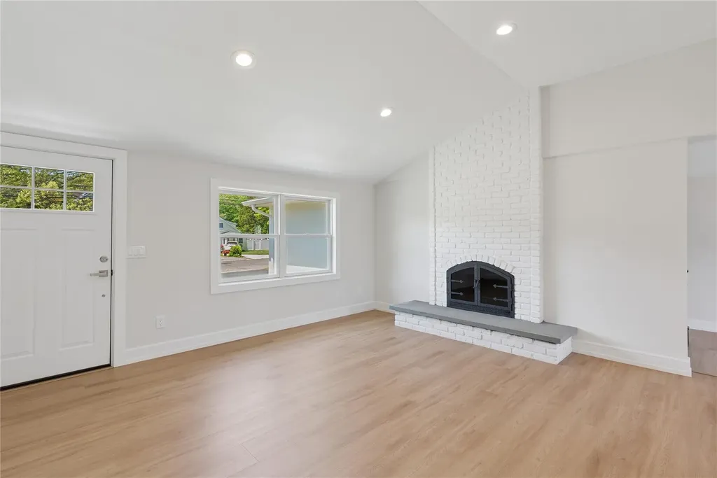 59 Smithtown Polk Boulevard Centereach NY 11720