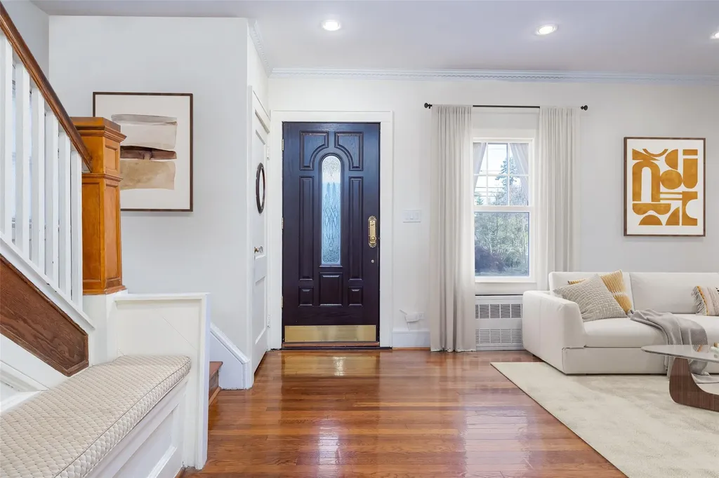 1730 Hancock Street Hewlett NY 11557