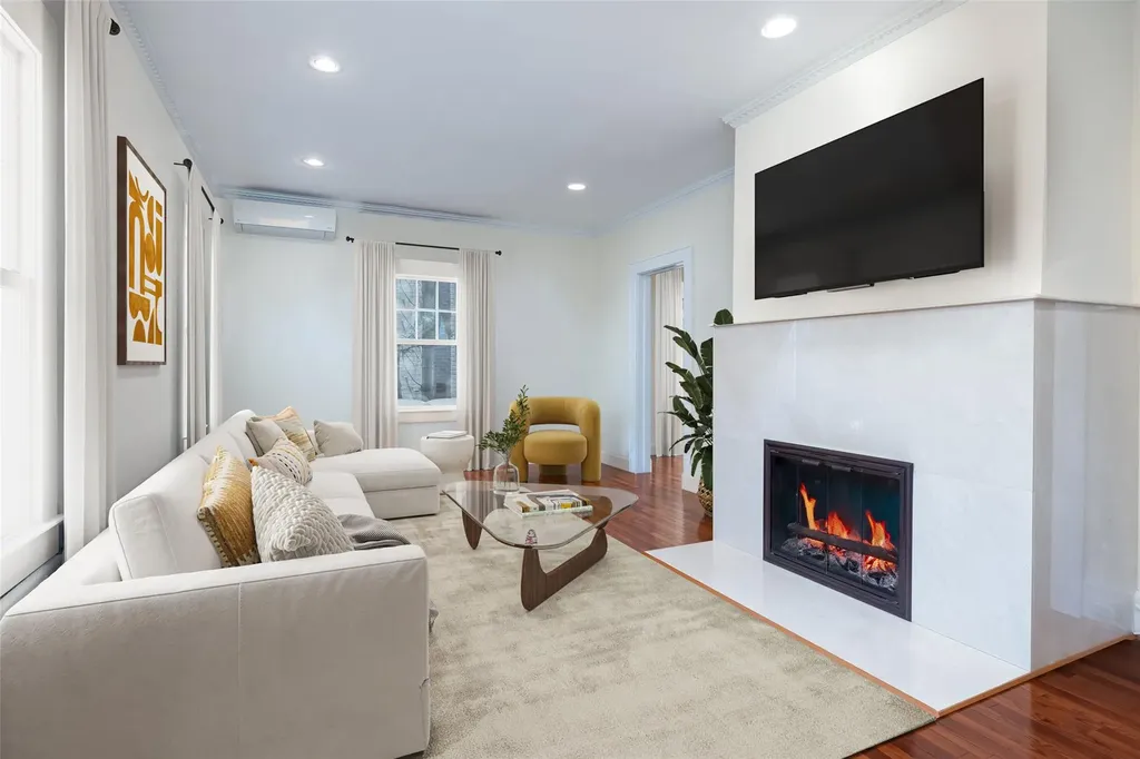 1730 Hancock Street Hewlett NY 11557