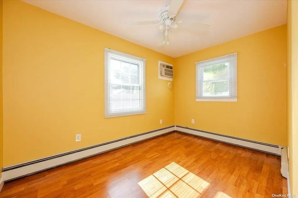 85 Hilltop Road Levittown NY 11756