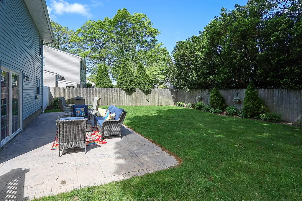 1839 Aetna Place Merrick NY 11566