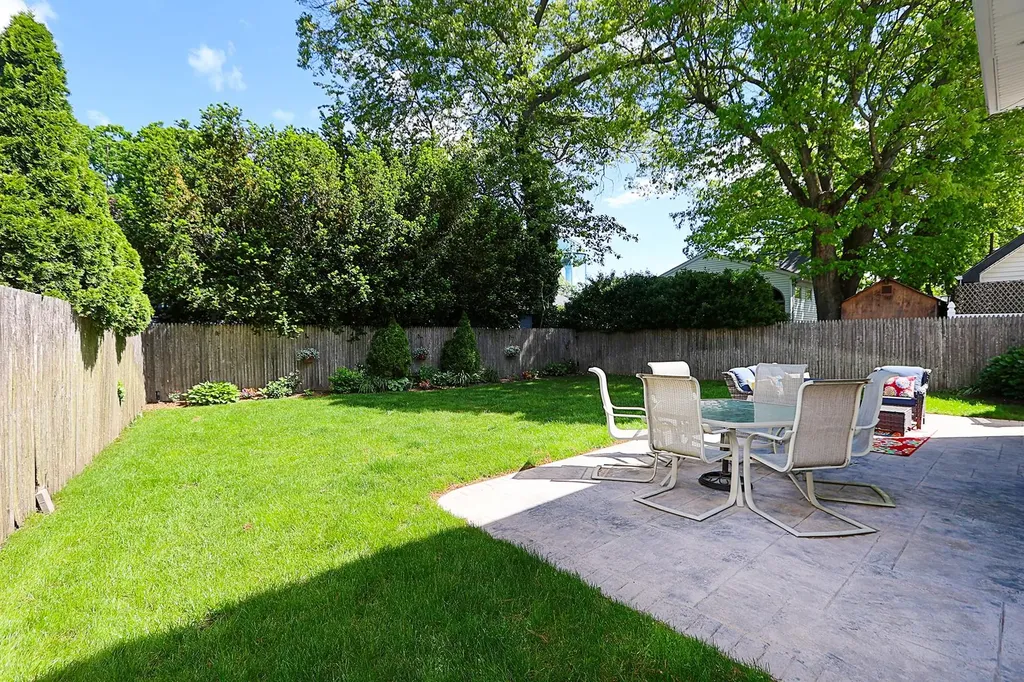 1839 Aetna Place Merrick NY 11566