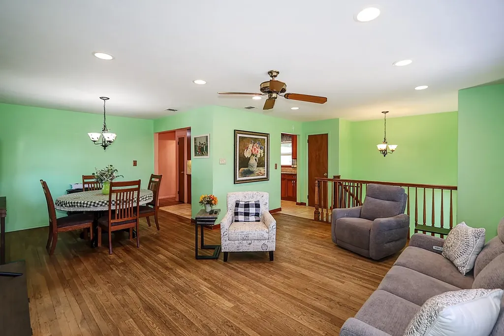 1839 Aetna Place Merrick NY 11566