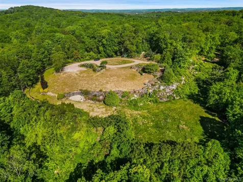 371-383 Pea Pond Road Katonah NY 10536