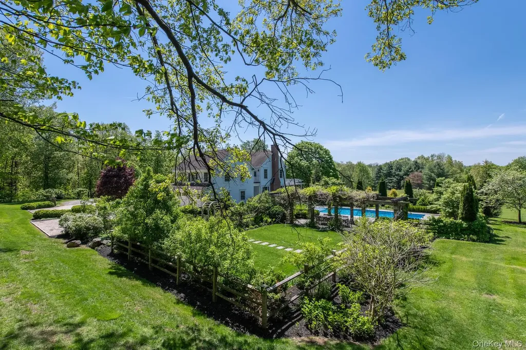 33 Pells Road Rhinebeck NY 12572