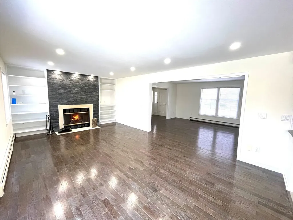 26 Sallys Lane Pawling NY 12564