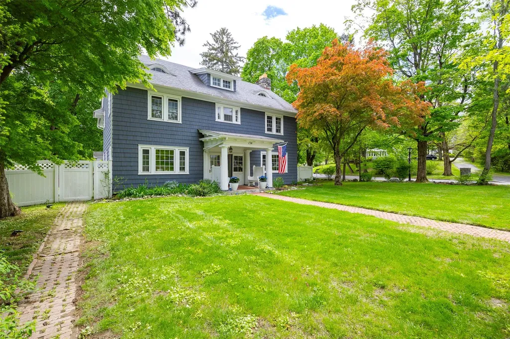 134 S Hamilton Street Poughkeepsie NY 12601