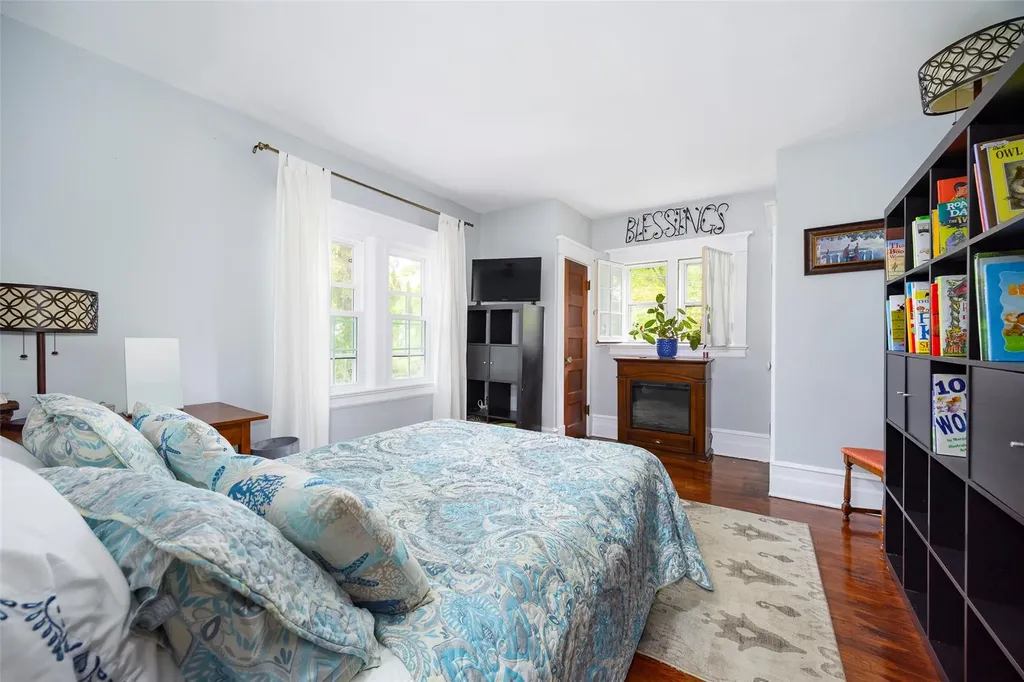 134 S Hamilton Street Poughkeepsie NY 12601