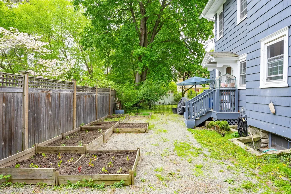 134 S Hamilton Street Poughkeepsie NY 12601