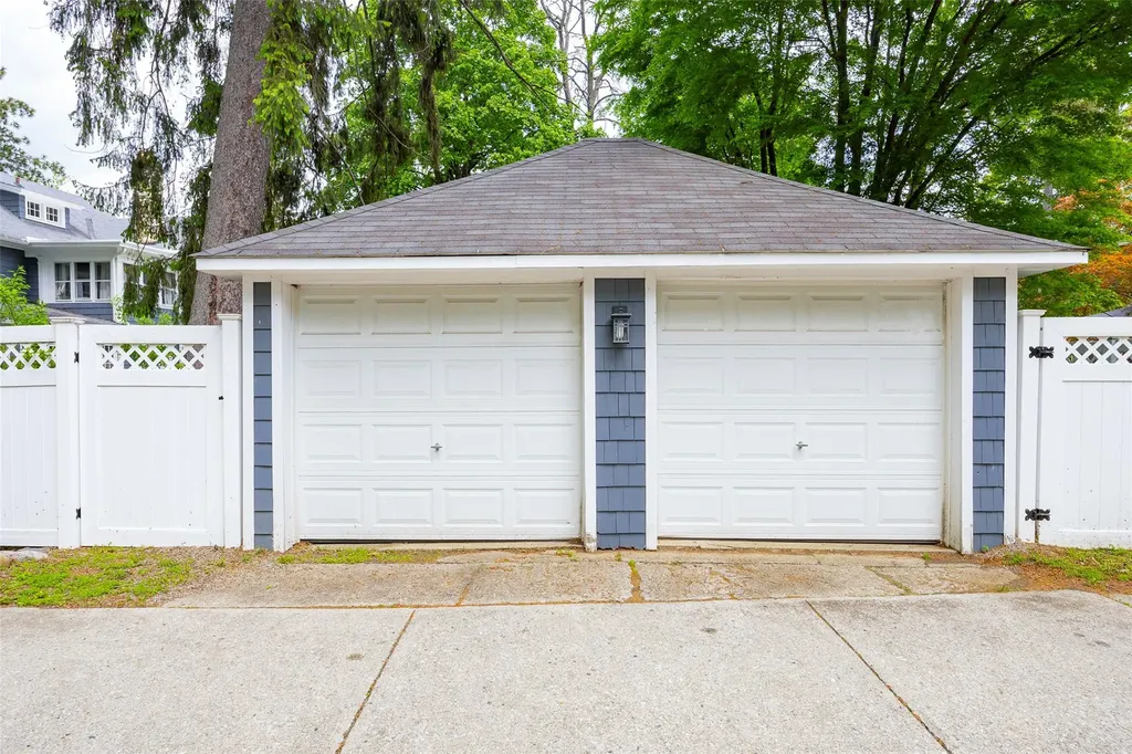 134 S Hamilton Street Poughkeepsie NY 12601