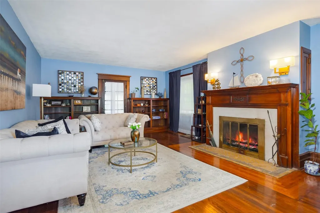 134 S Hamilton Street Poughkeepsie NY 12601