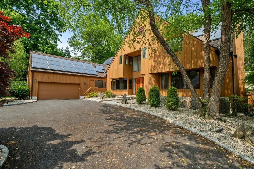 5 Ponds Lane Purchase NY 10577