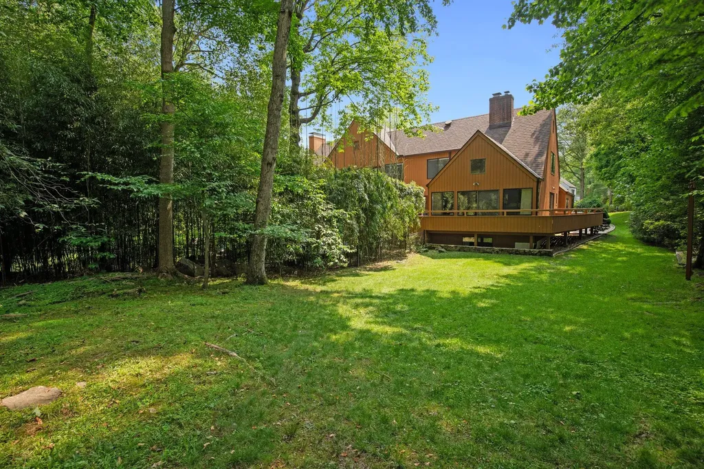 5 Ponds Lane Purchase NY 10577
