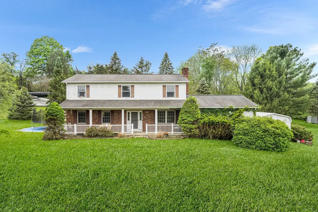 194 Overlook Road Poughkeepsie NY 12603