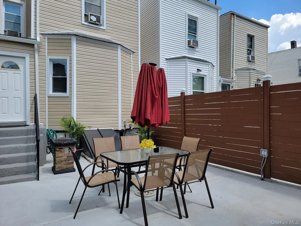 1531 Hone Avenue Bronx NY 10461