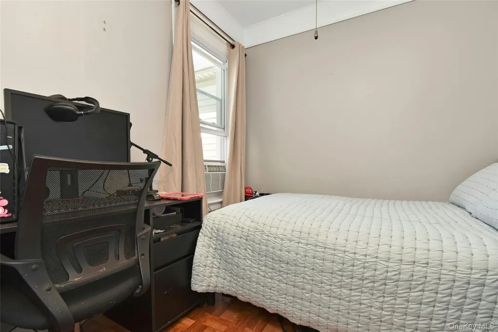 1531 Hone Avenue Bronx NY 10461