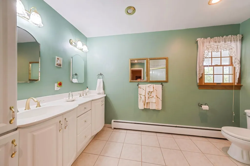 3 Talisman Drive Dix Hills NY 11746