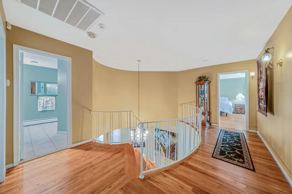 3 Talisman Drive Dix Hills NY 11746
