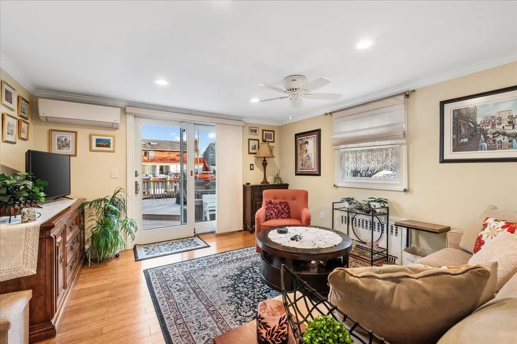 64 E Bedell Street Freeport NY 11520