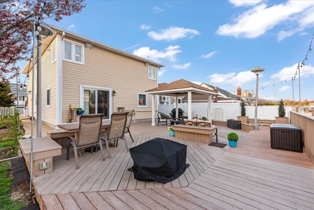 64 E Bedell Street Freeport NY 11520