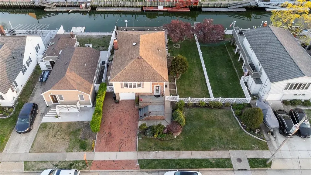 64 E Bedell Street Freeport NY 11520