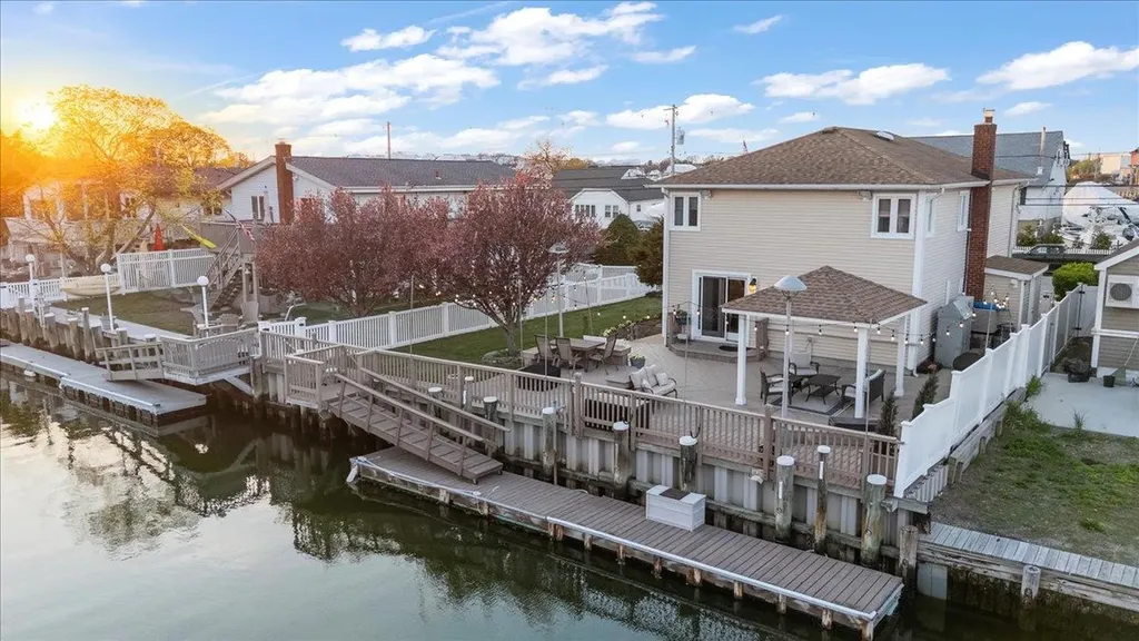 64 E Bedell Street Freeport NY 11520